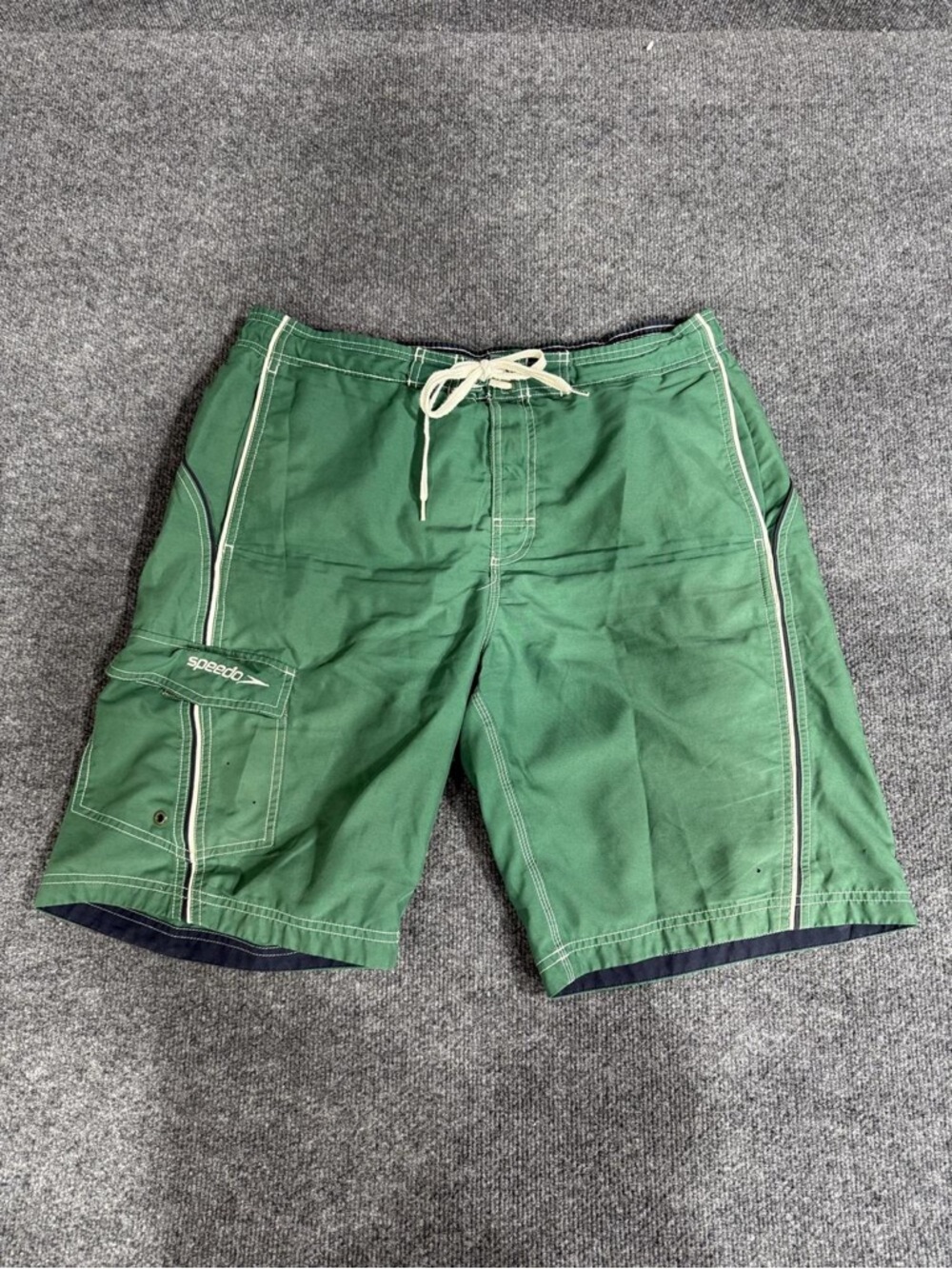 Speedo Green Men's Board Shorts with Contrast Trim
